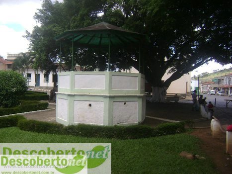 Monumento ao Saudoso Prefeito Sebastiao Teixeira Lopes Lima (2).JPG