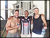VEIO E FERNANDO COM AMIGO.JPG